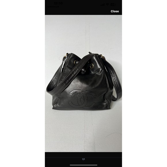 CHANEL Black Shoulder Bag - Picture 1 of 15